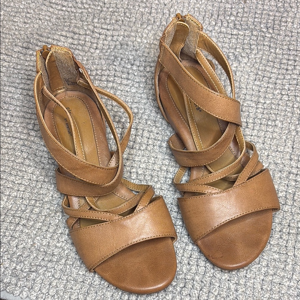 Cloudwalkers Tan Strappy Sandals